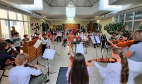 die „Kehler Stadtmusikanten“ gaben in der avendi-Seniorenresidenz KINZIGALLEE ein Konzert