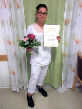 Mandy Vocke feiert ihr Zehnjähriges Jubiläum im avendi-.Pflegeheim AM MÜHLBACH