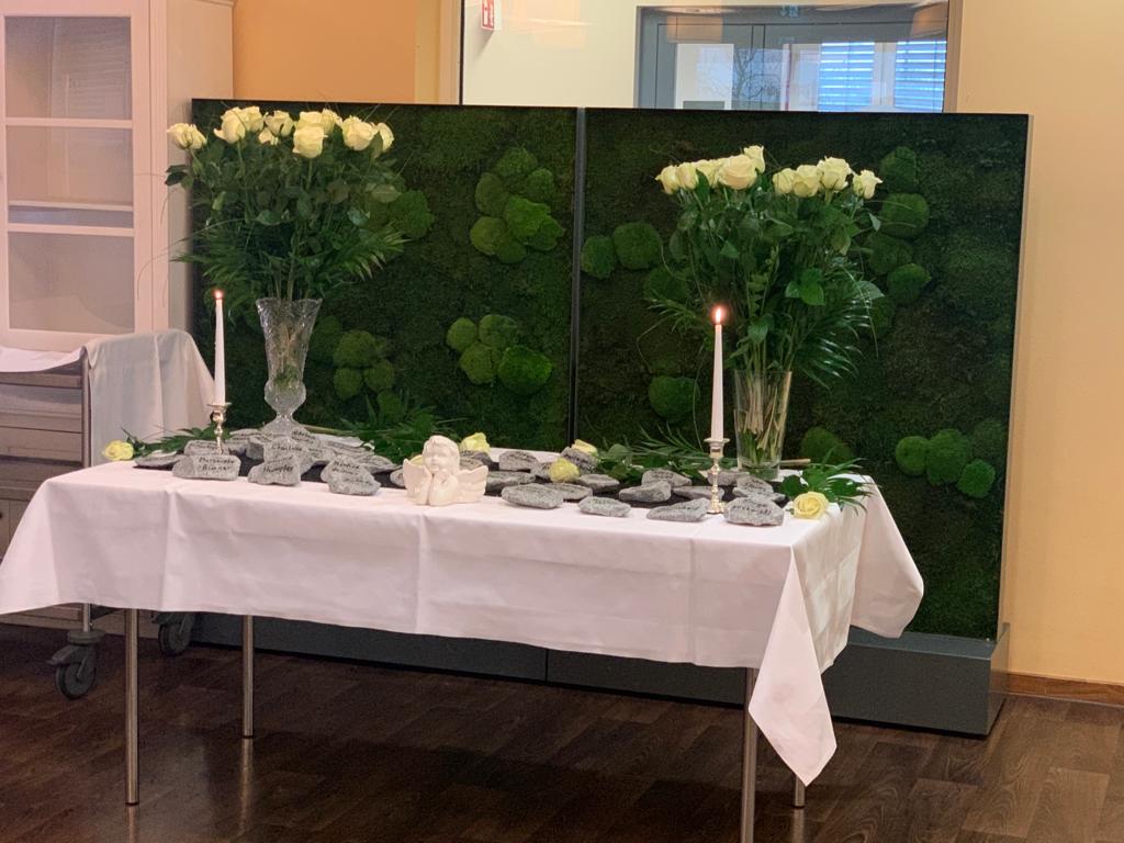 Gedenkfeier für die verstorbenen Pflegeheimbewohner im CentroVerde in Mannheim